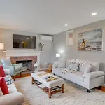 Chatham Getaway With Trail Access, 2 Mi To Beaches!