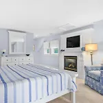 201 Main Street Chatham Cape Cod - - Sandpiper