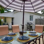 Updated Beach House Deck Outdoor Shower!
