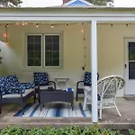 Updated Beach House Deck Outdoor Shower!