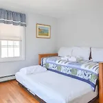 Lovely Home Near Bike Path Dog Welcome!
