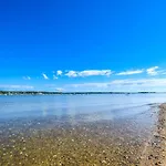 Close To Bike Path 1 Mile To Beaches