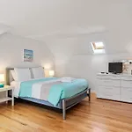 Charming Updated Home In Chatham