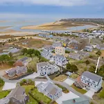 37 Clam Shell Drive Chatham - Slow M\'Ocean