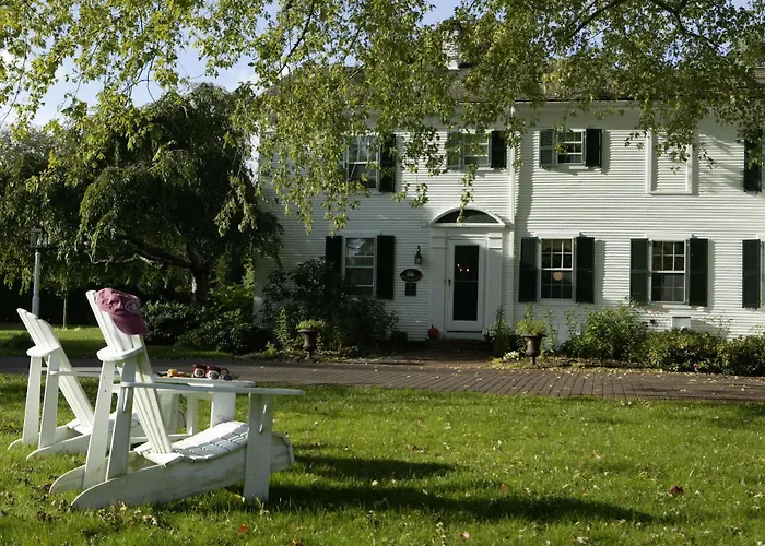 Captain\'S House Inn