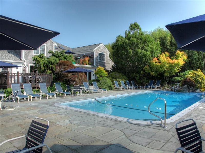 Pleasant Bay Village 4*