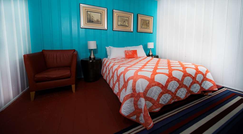 Inn Surfside 2*