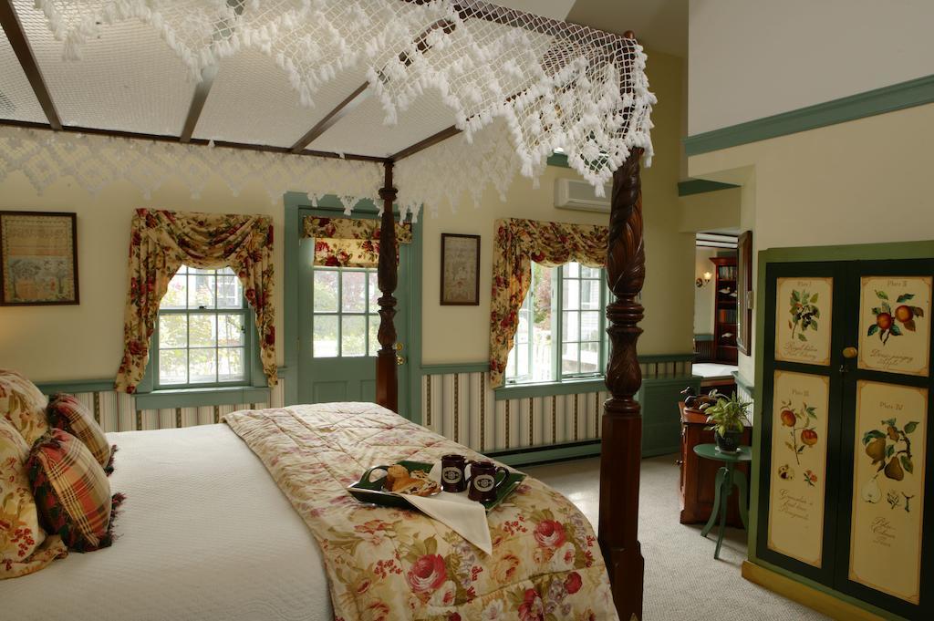Inn Captain's House 4*