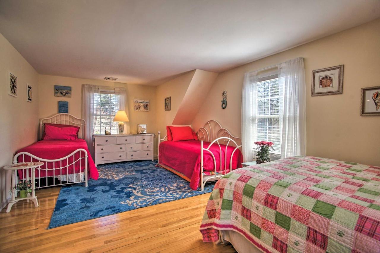 Holiday home 1 Mi To With Fire Pit And Bbq In Cape Cod! *