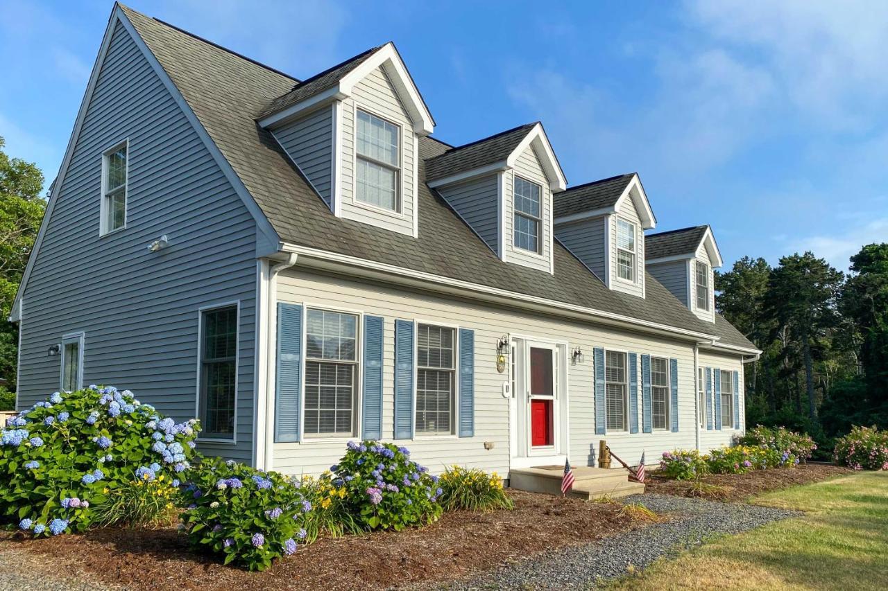 1 Mi To With Fire Pit And Bbq In Cape Cod! *