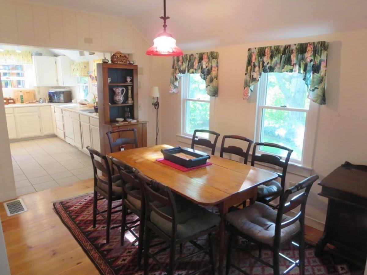19 Old Cart Way Cape Cod - The Rosa Rugosa Chatham