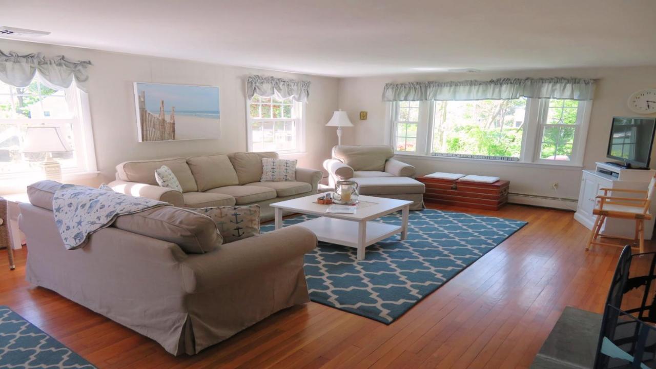 14 Capri Lane Cape Cod - The Cape House *
