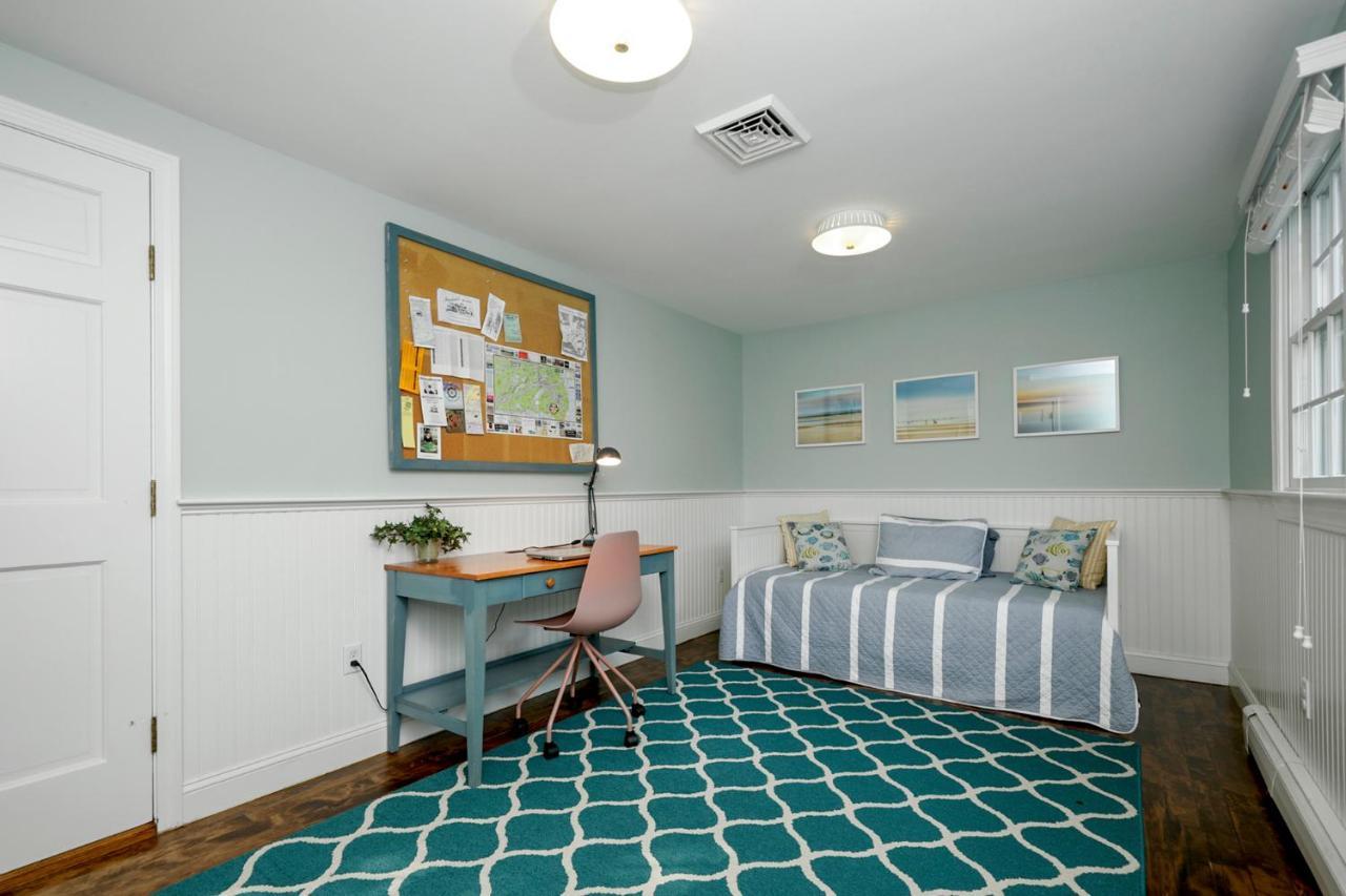 Holiday home 40 Tip Cart Drive Cape Cod - The Hideaway *