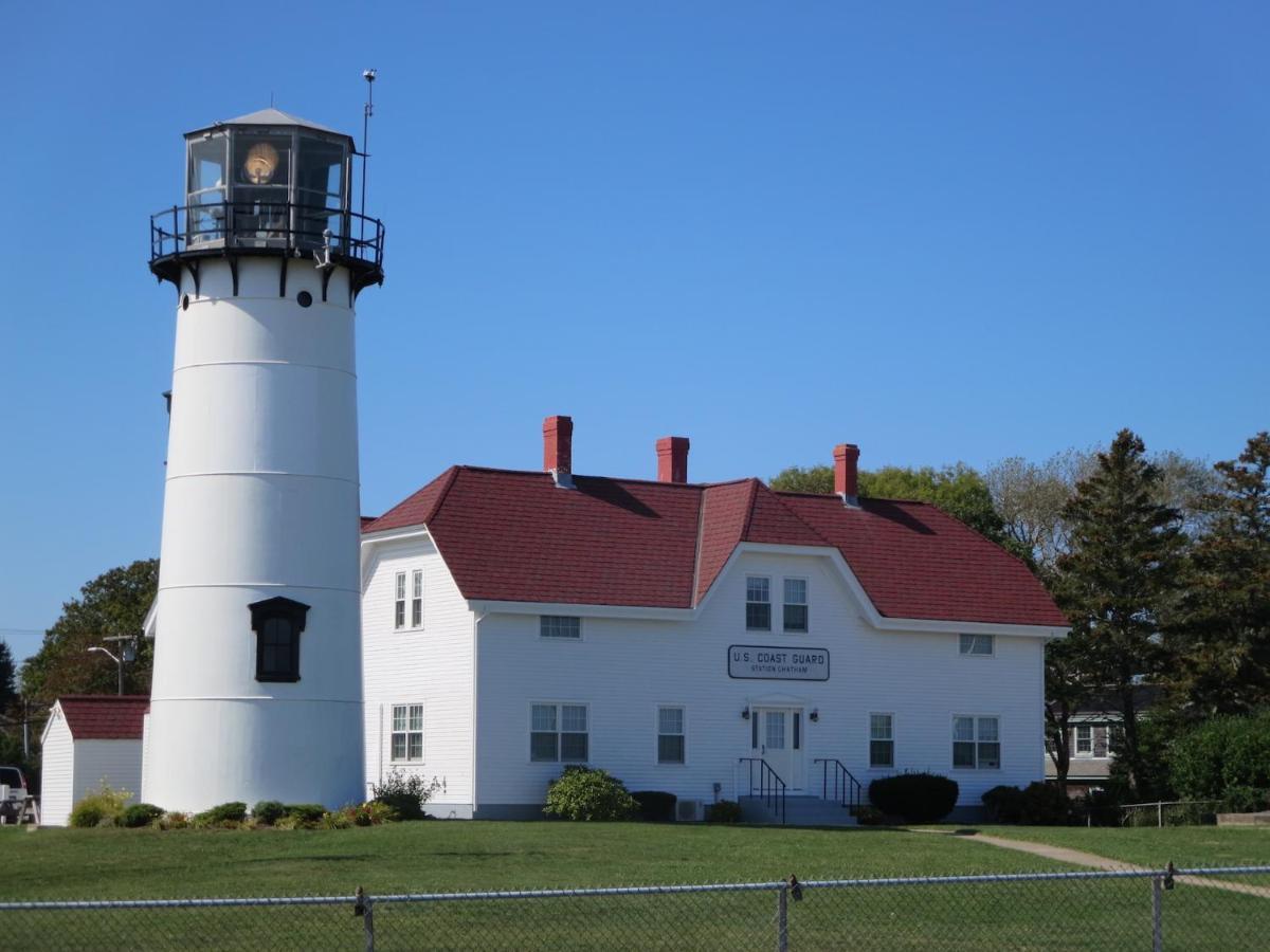138 Soundview Avenue Cape Cod - - The Heron's Nest Chatham