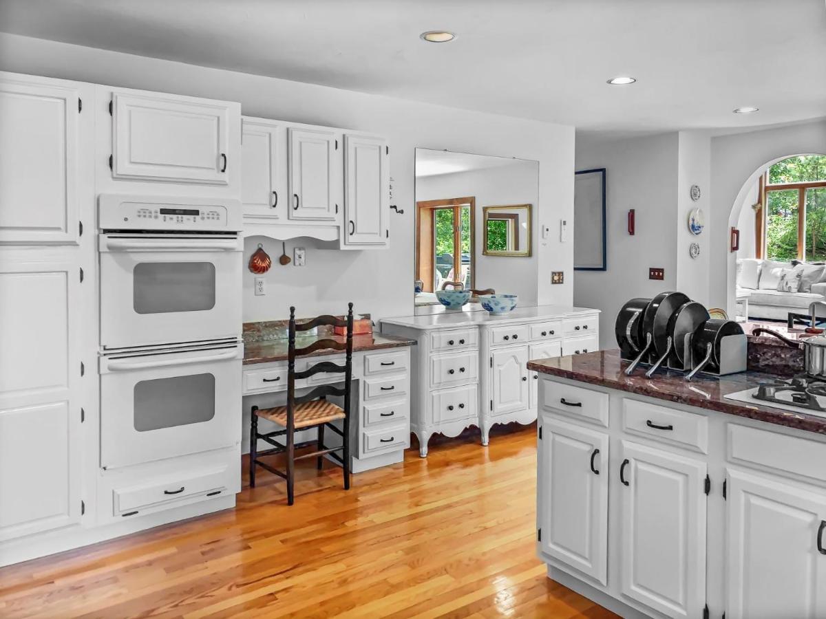 335 Meetinghouse Road South Cape Cod - Tides * Chatham