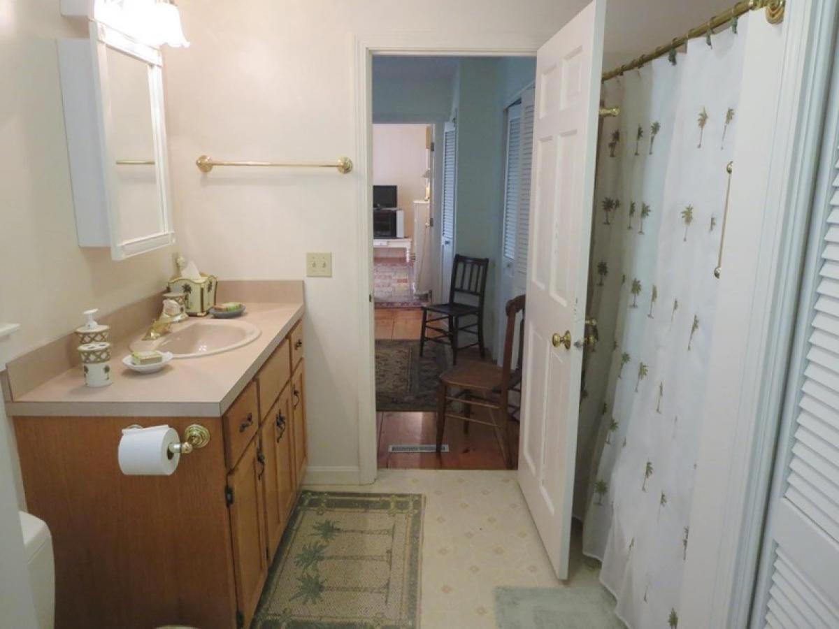 Holiday home 19 Old Cart Way Cape Cod - The Rosa Rugosa *