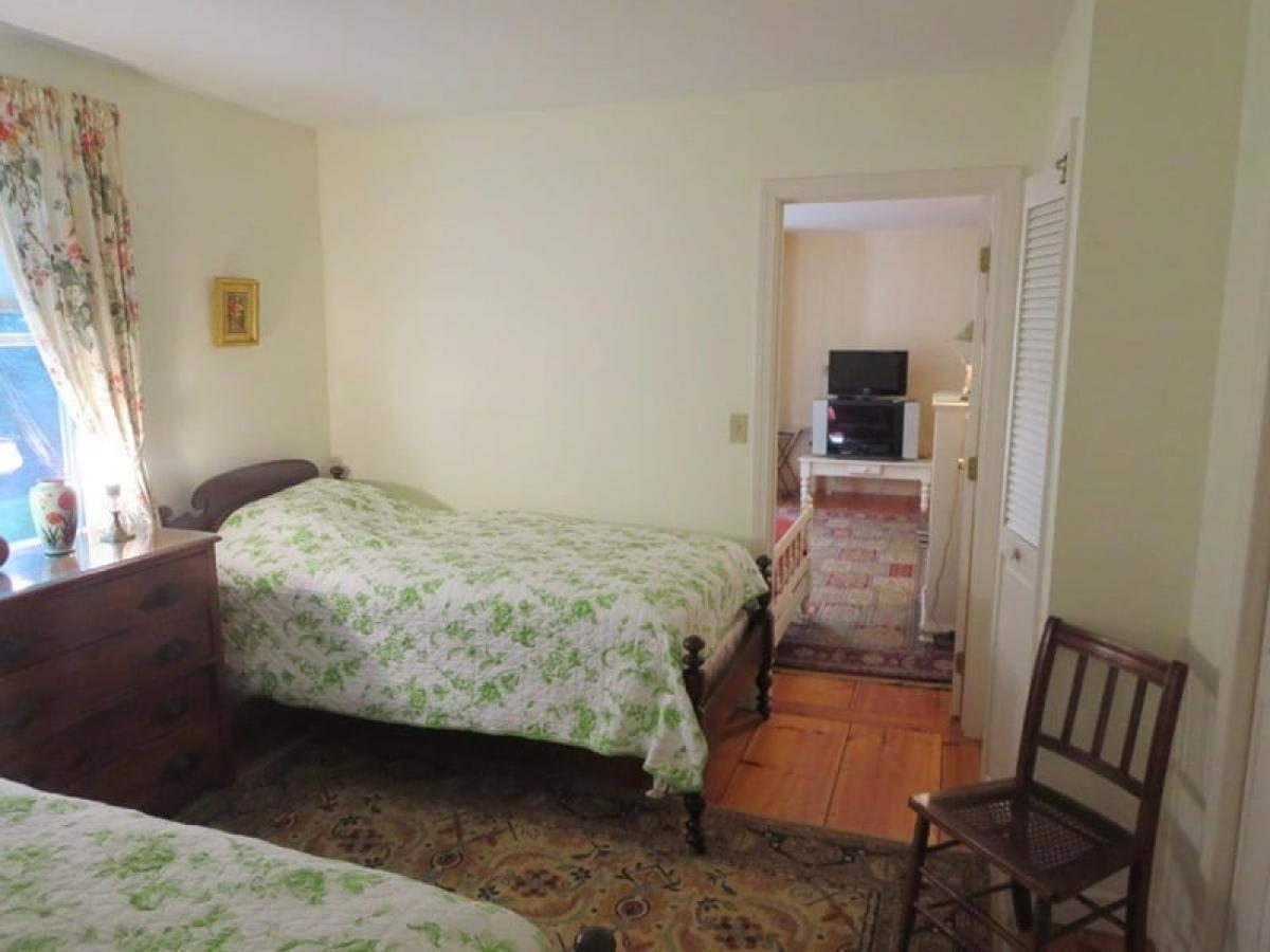 Holiday home 19 Old Cart Way Cape Cod - The Rosa Rugosa *