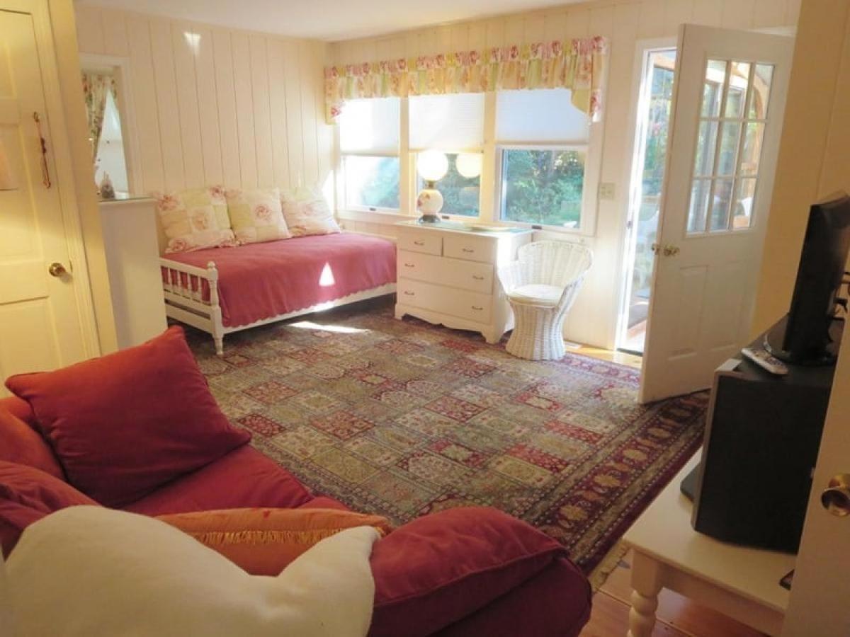 Holiday home 19 Old Cart Way Cape Cod - The Rosa Rugosa Chatham