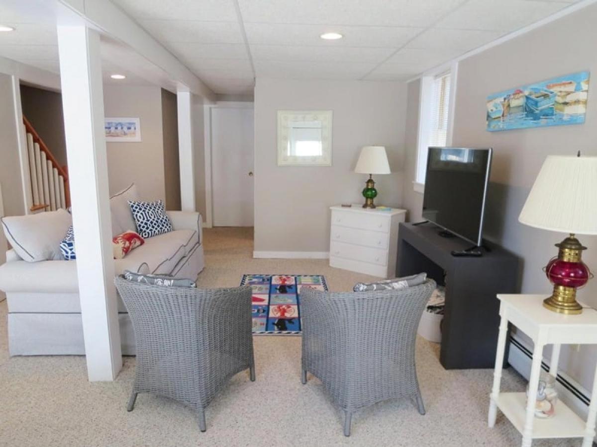 14 Capri Lane Cape Cod - The Cape House * Chatham