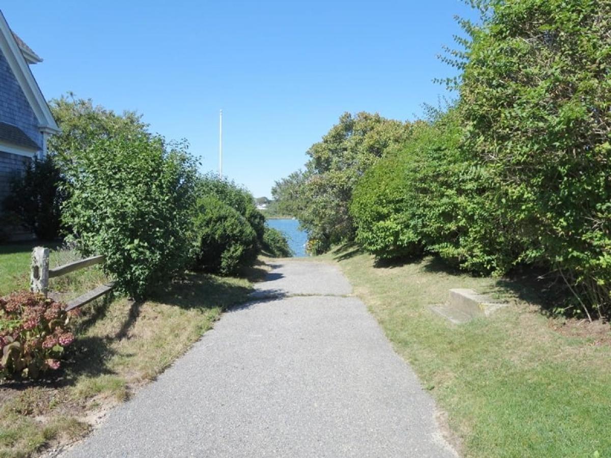 14 Capri Lane Cape Cod - The Cape House Holiday home