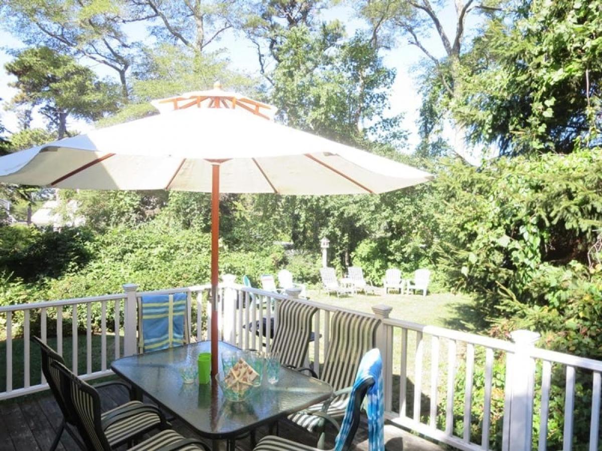 14 Capri Lane Cape Cod - The Cape House Holiday home