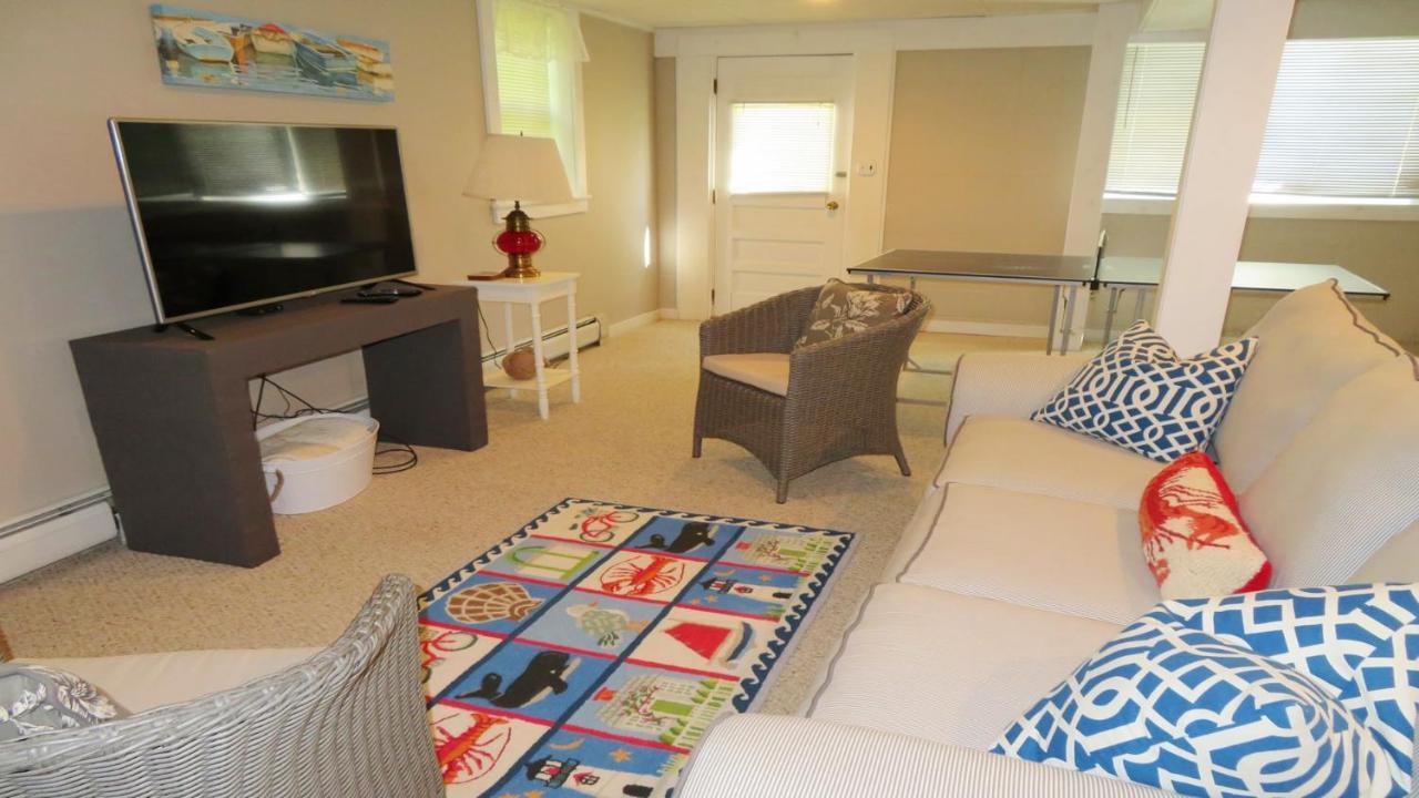 14 Capri Lane Cape Cod - The Cape House * Chatham