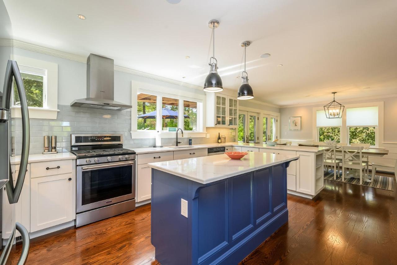 93 Bucks Creek Road Cape Cod - - Coastal Charm Chatham