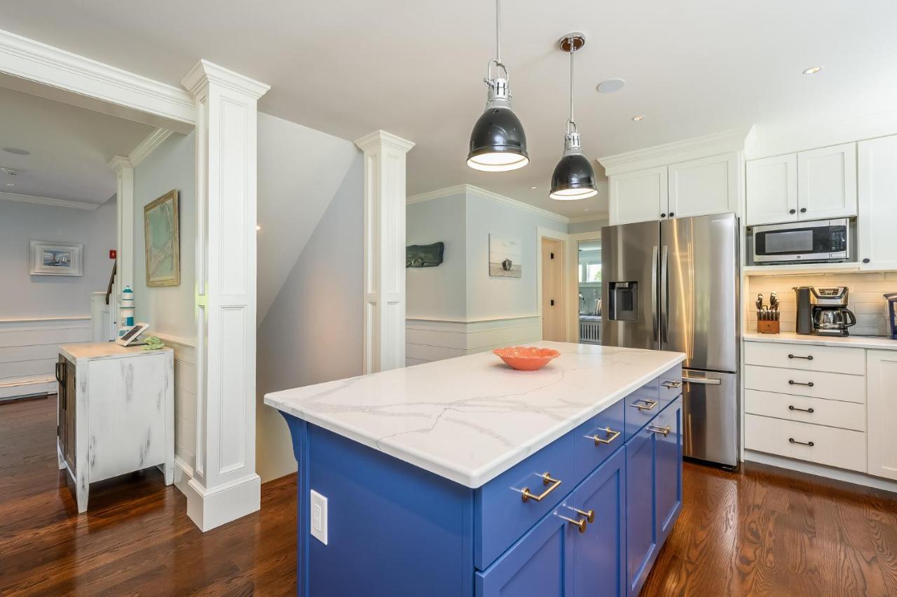 93 Bucks Creek Road Cape Cod - - Coastal Charm * Chatham