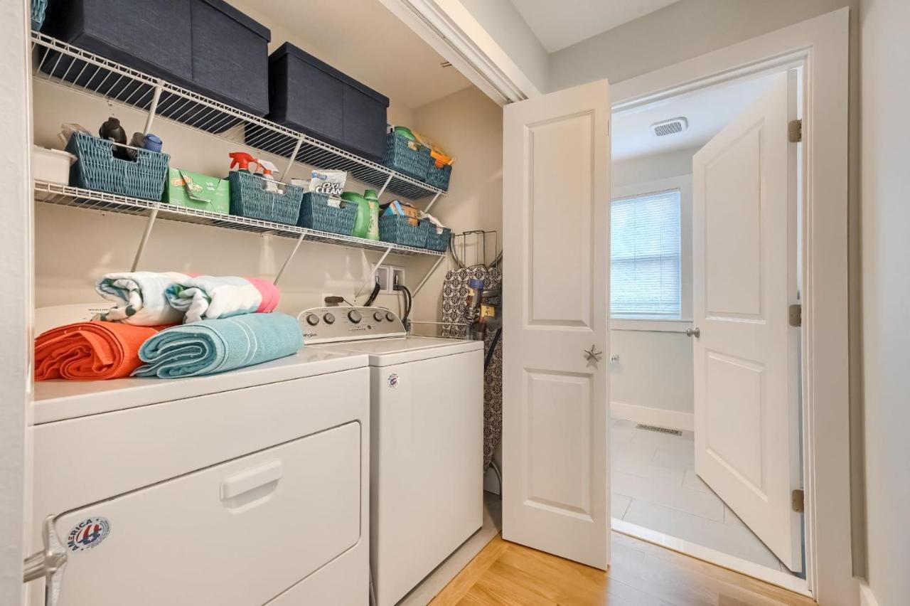 Holiday home 129 Hardings Road Cape Cod - - Latitude Adjustment