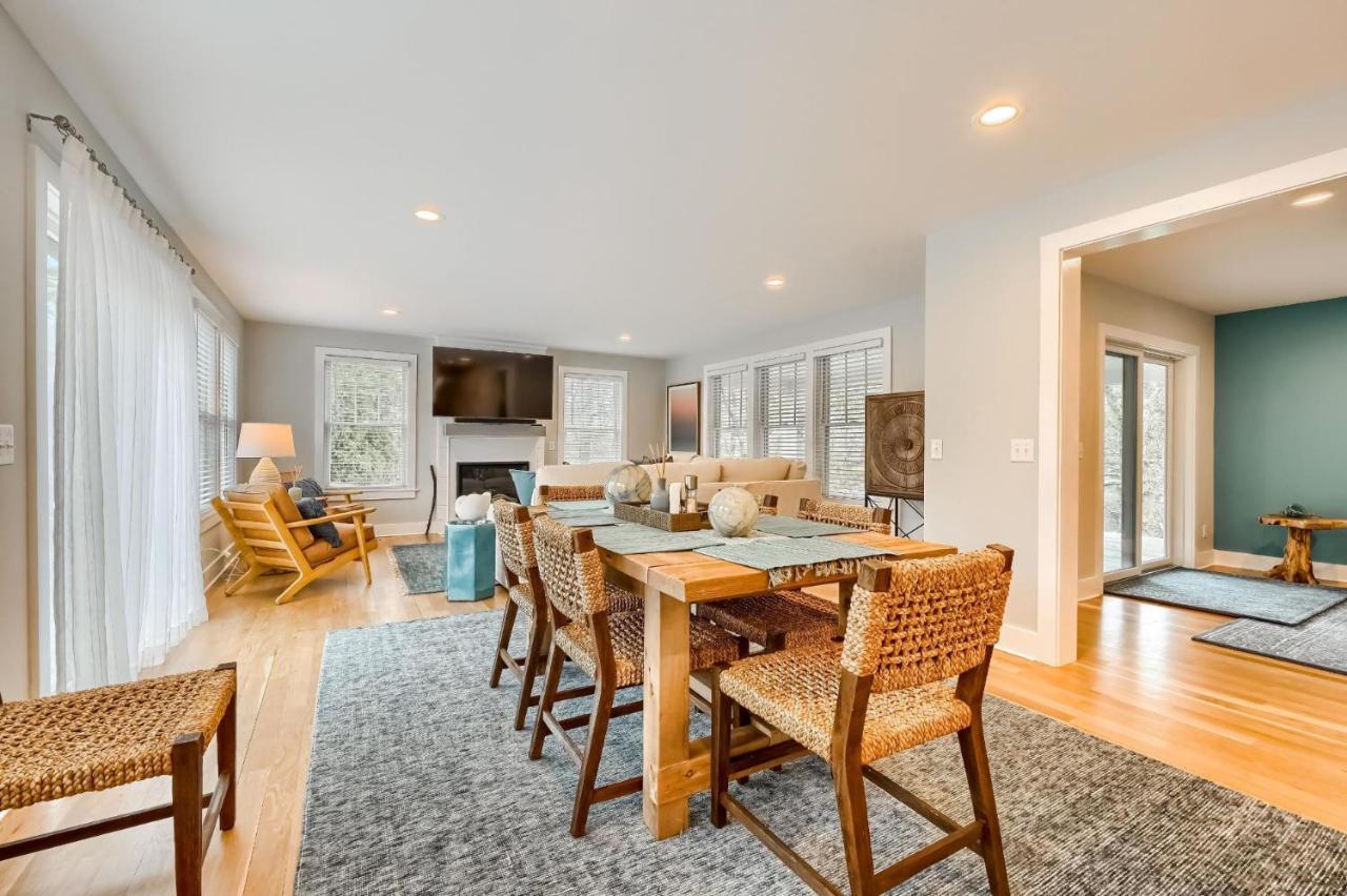 Holiday home 129 Hardings Road Cape Cod - - Latitude Adjustment *