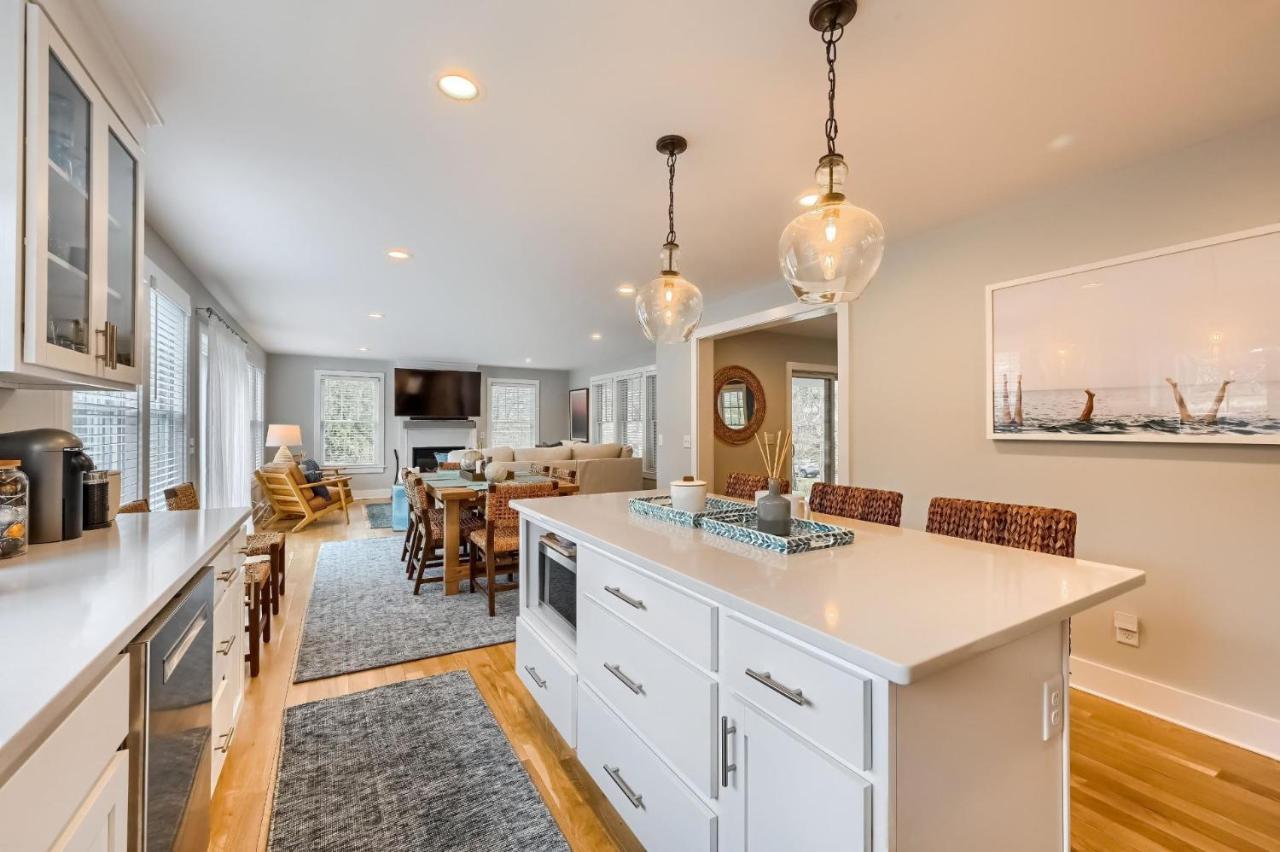 129 Hardings Road Cape Cod - - Latitude Adjustment Holiday home