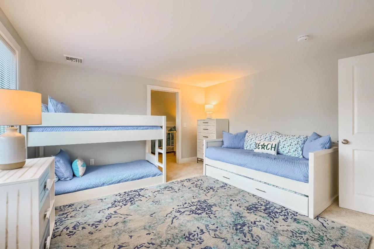 129 Hardings Road Cape Cod - - Latitude Adjustment Holiday home