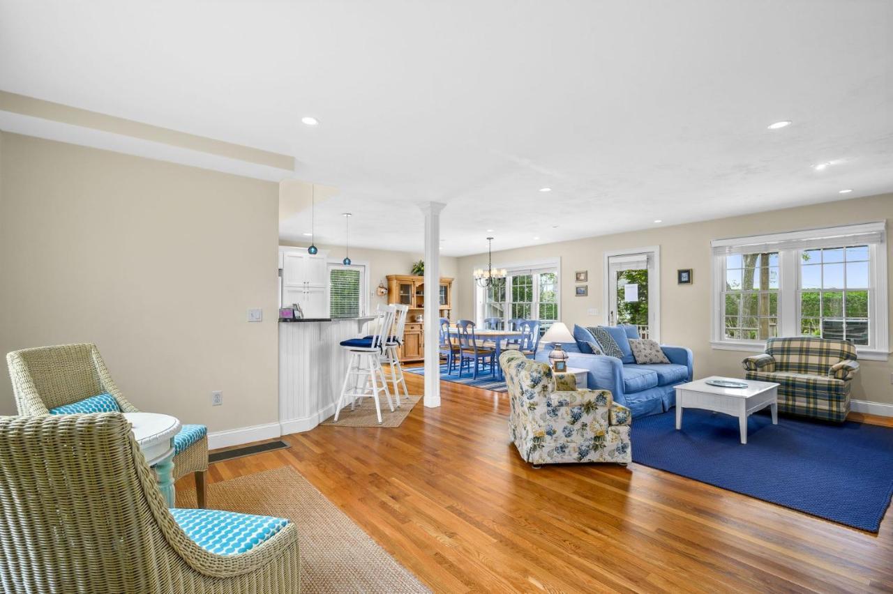 24 Sea Mist Lane Cape Cod - - The Sea Mist