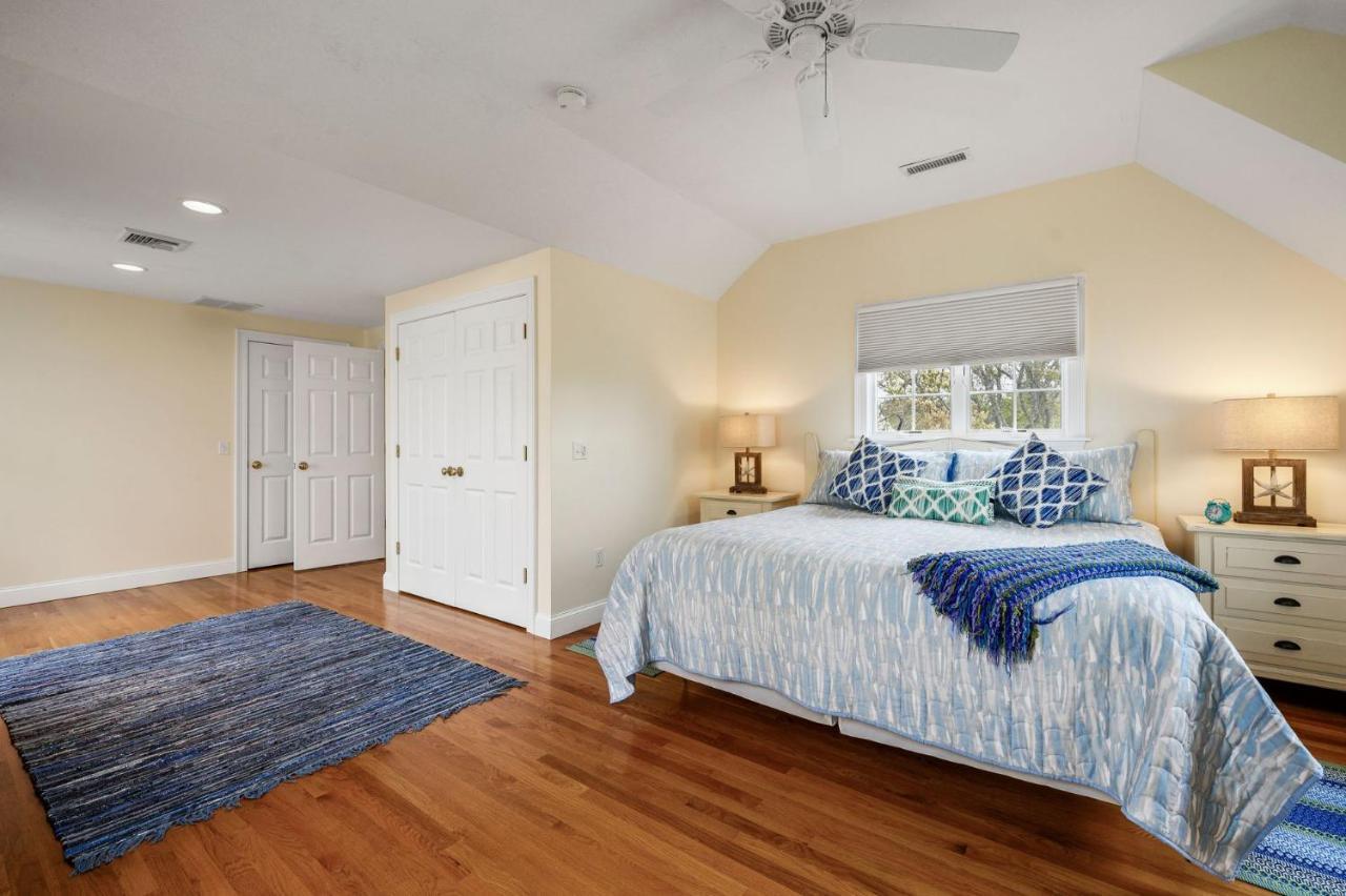 24 Sea Mist Lane Cape Cod - - The Sea Mist *