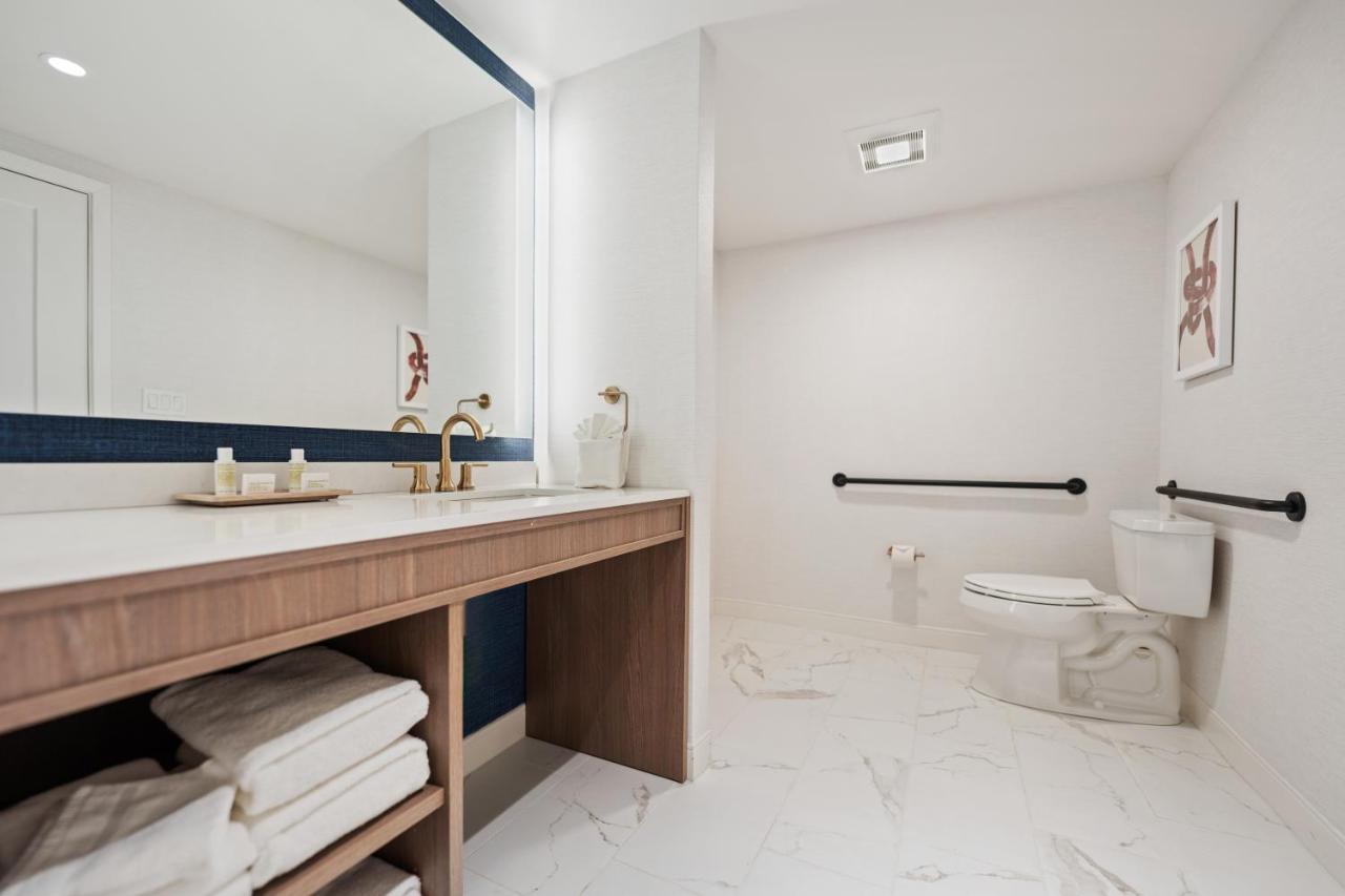 Hotel Greyfinch 4*