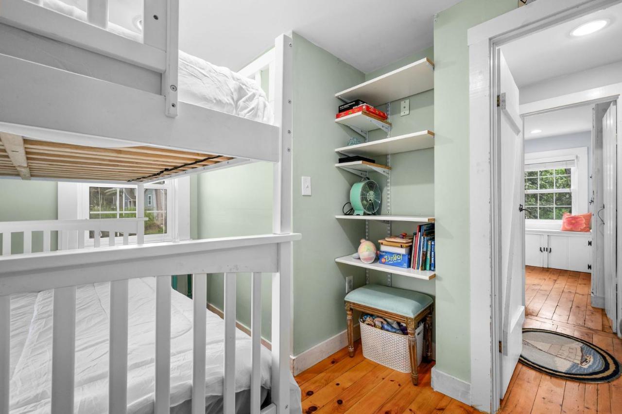 135 Pine Knoll Ave Cape Cod Sarah N Dipity Holiday home *