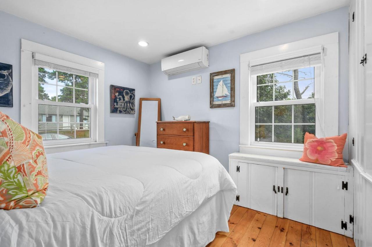 Holiday home 135 Pine Knoll Ave Cape Cod Sarah N Dipity Chatham