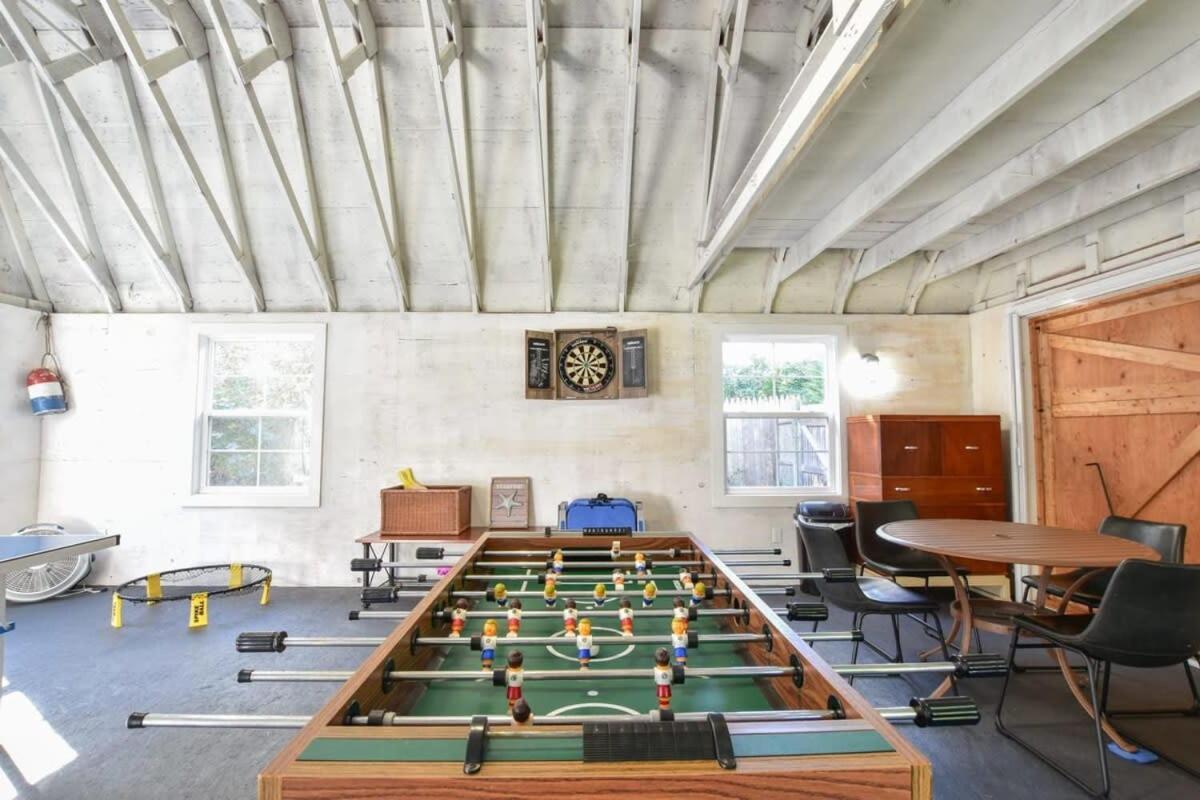 Pristine Multi-family W Barn Game Holiday home Chatham