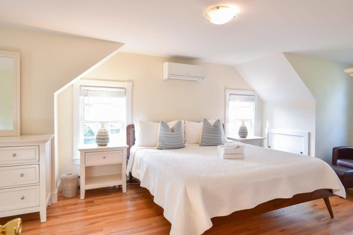 Pristine Multi-family W Barn Game Holiday home