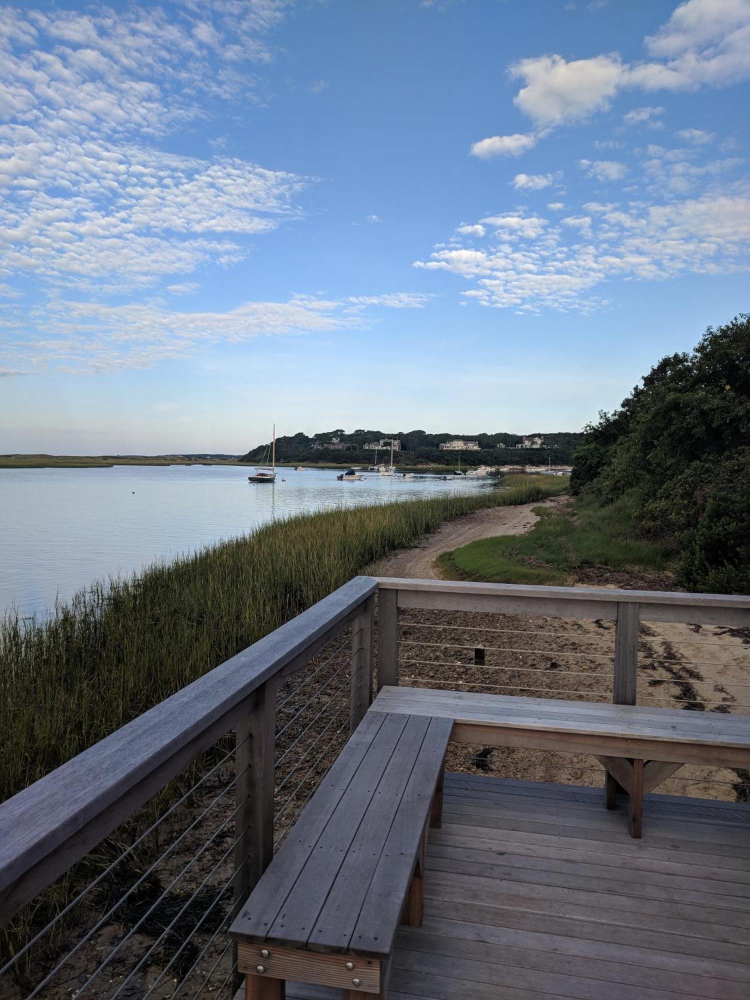 Family Retreat:tennis,water Views&access!