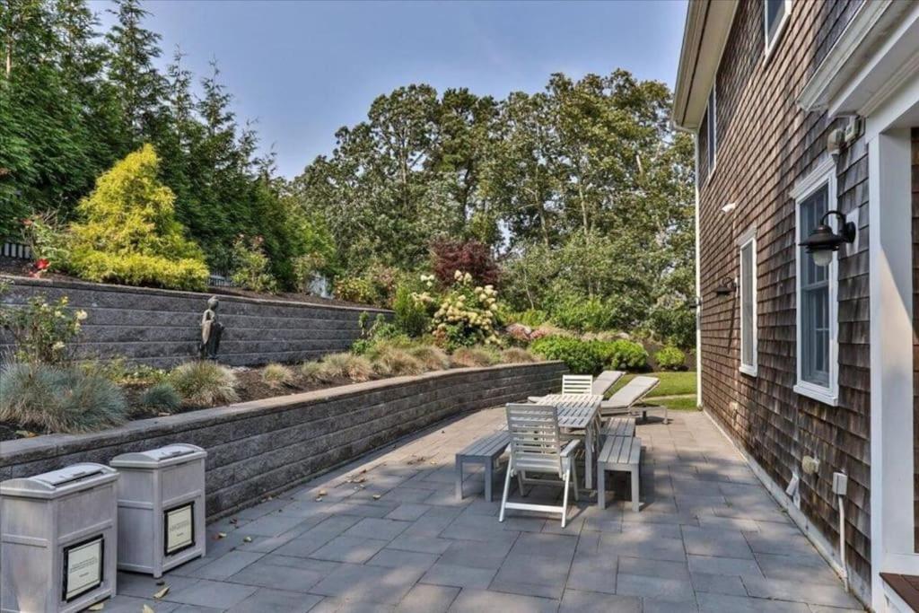 Sandcastle~outdoor Kitchen, Game & More! *