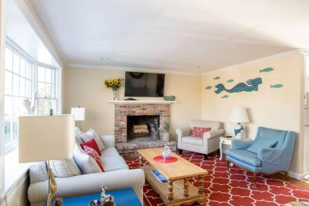 Ac Close To Dog Friendly! *