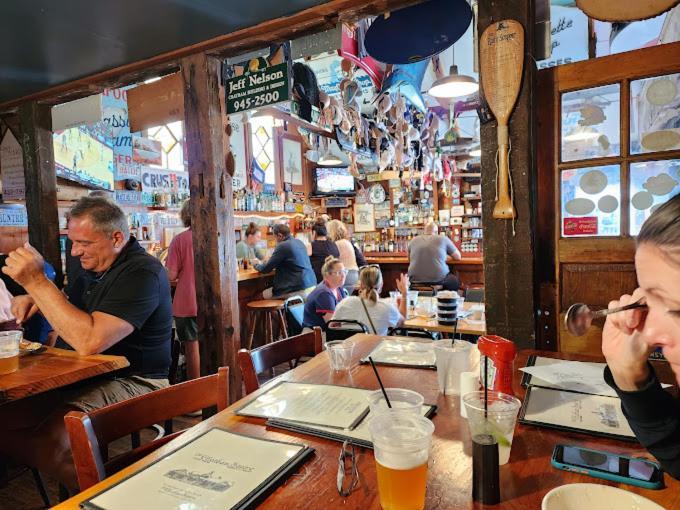 Captain's House Inn 4*