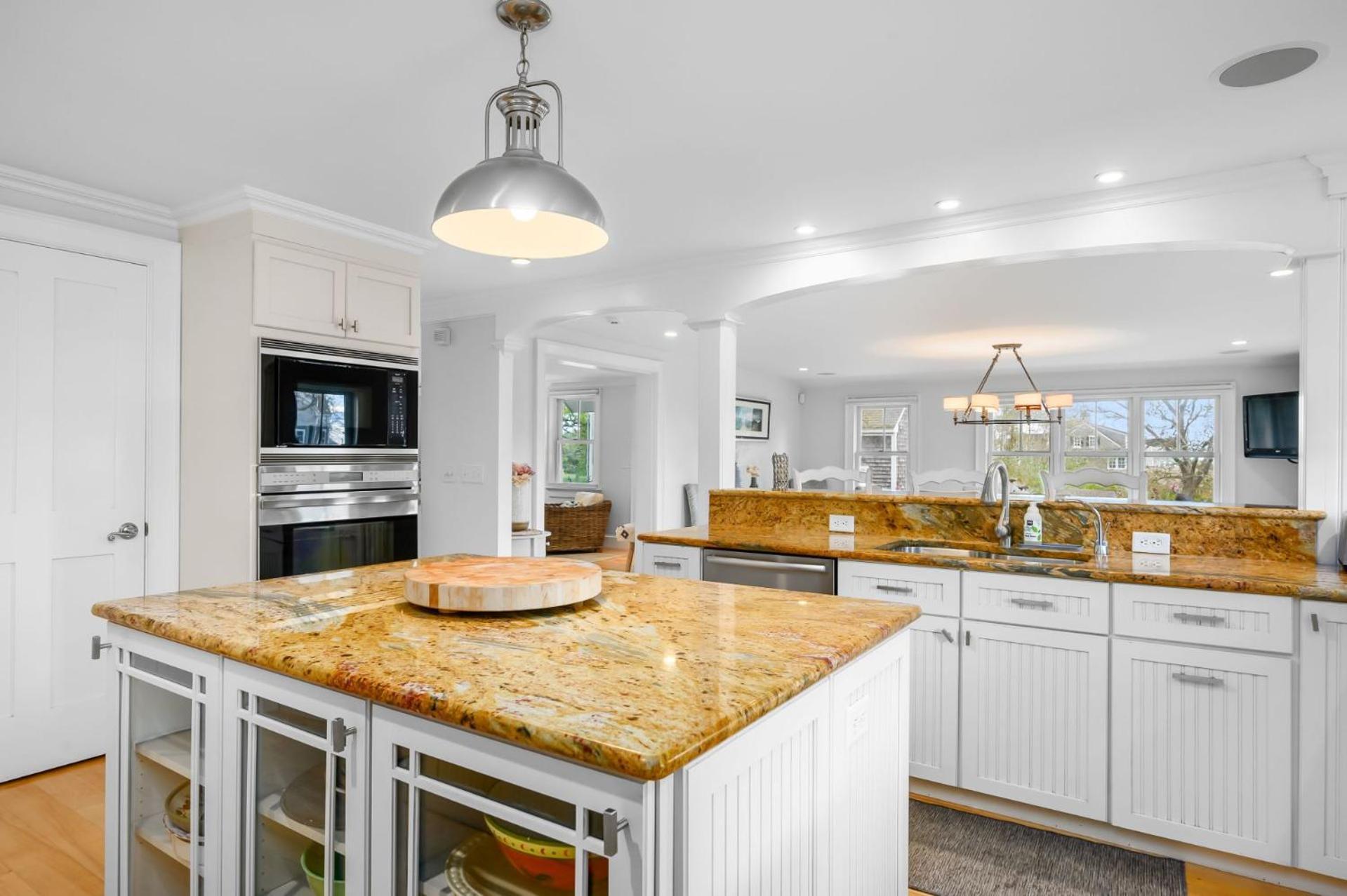 201 Main Street Cape Cod - - Sandpiper