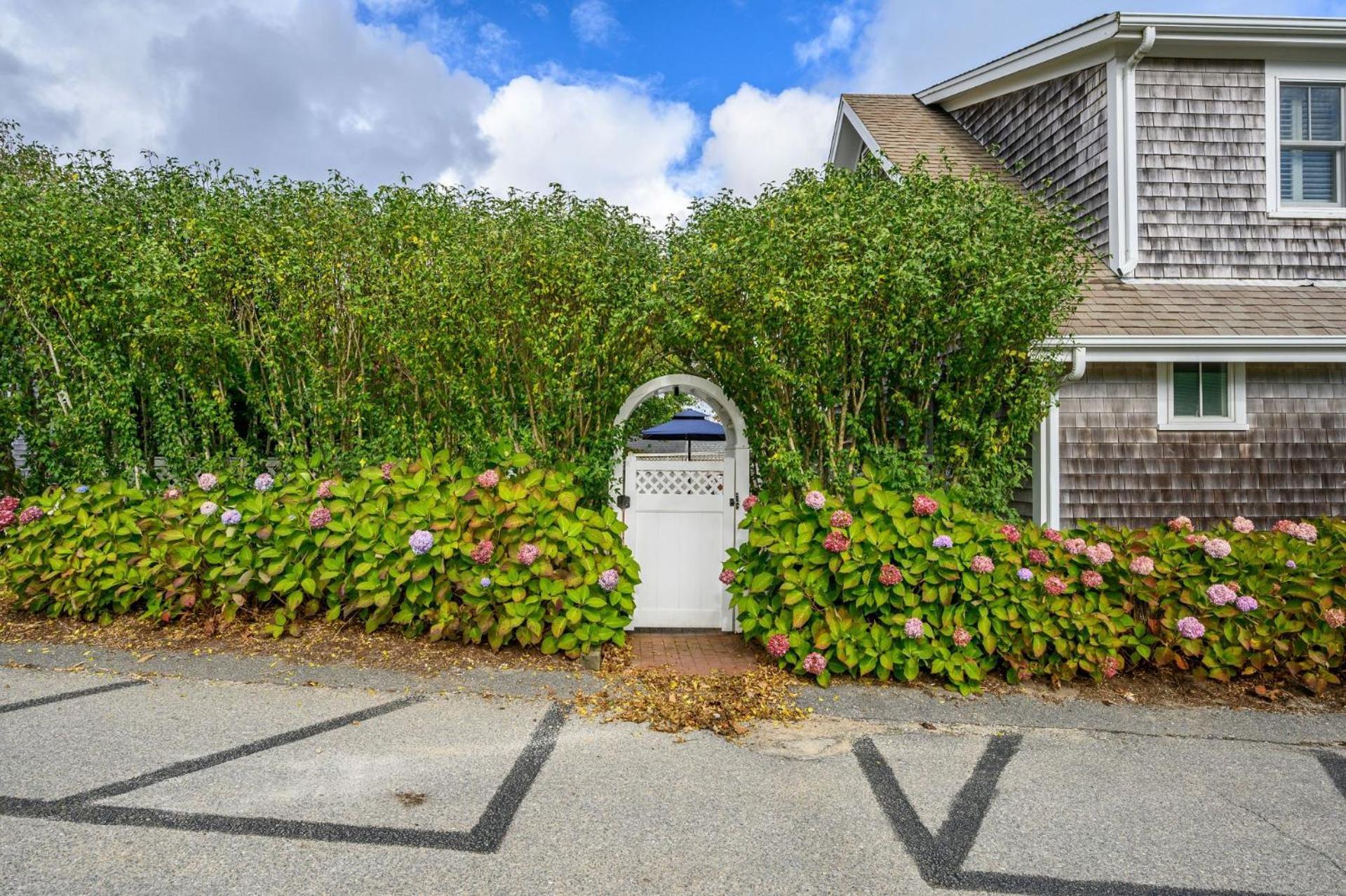 201 Main Street Cape Cod - - Sandpiper