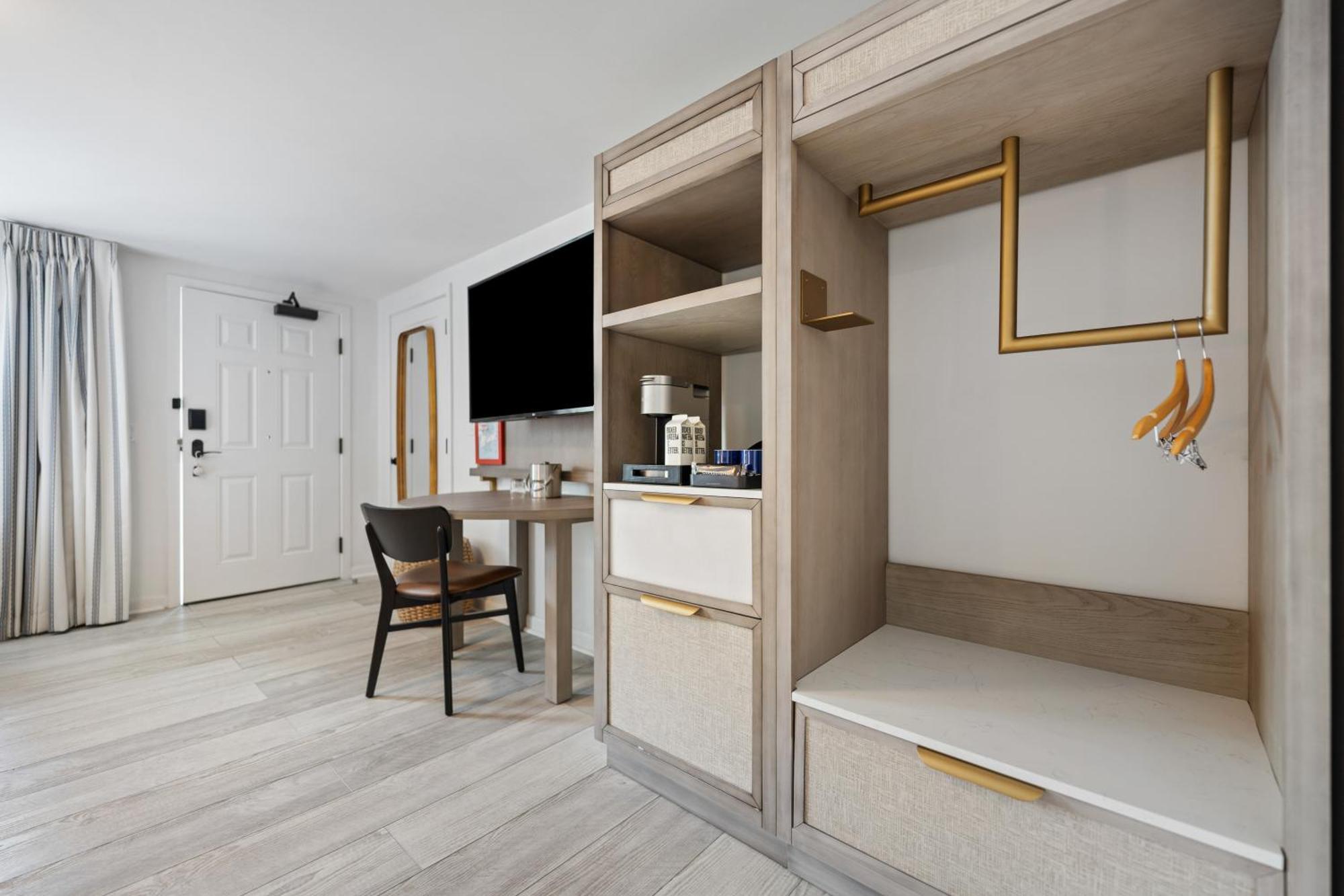 Hotel Greyfinch Chatham