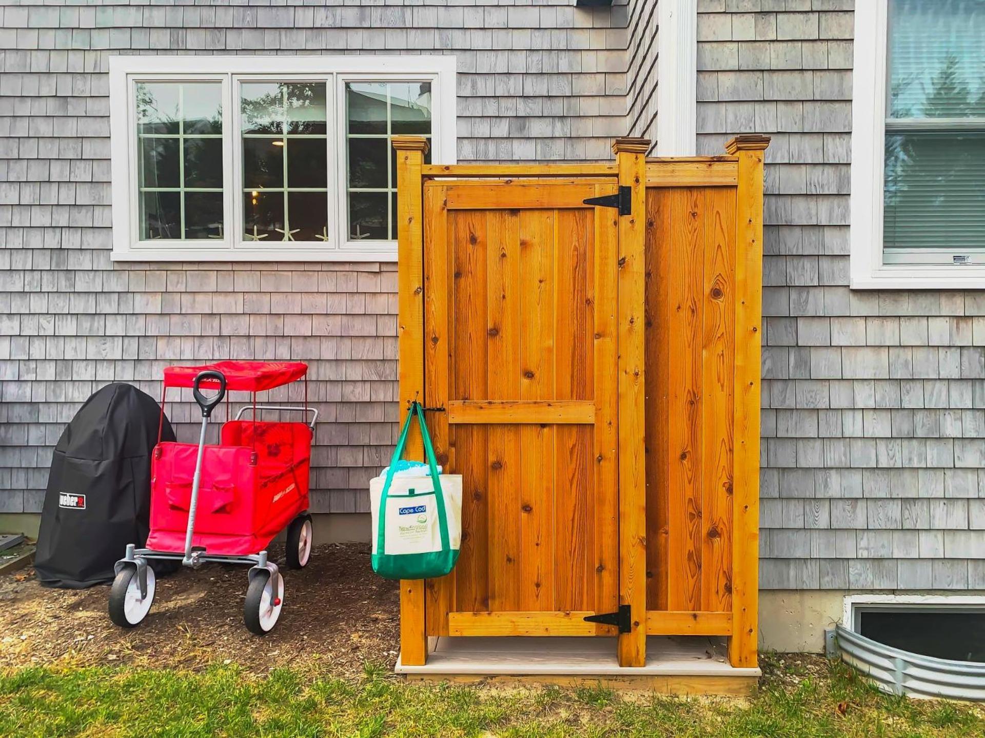 Holiday home 129 Hardings Road Cape Cod - - Latitude Adjustment *