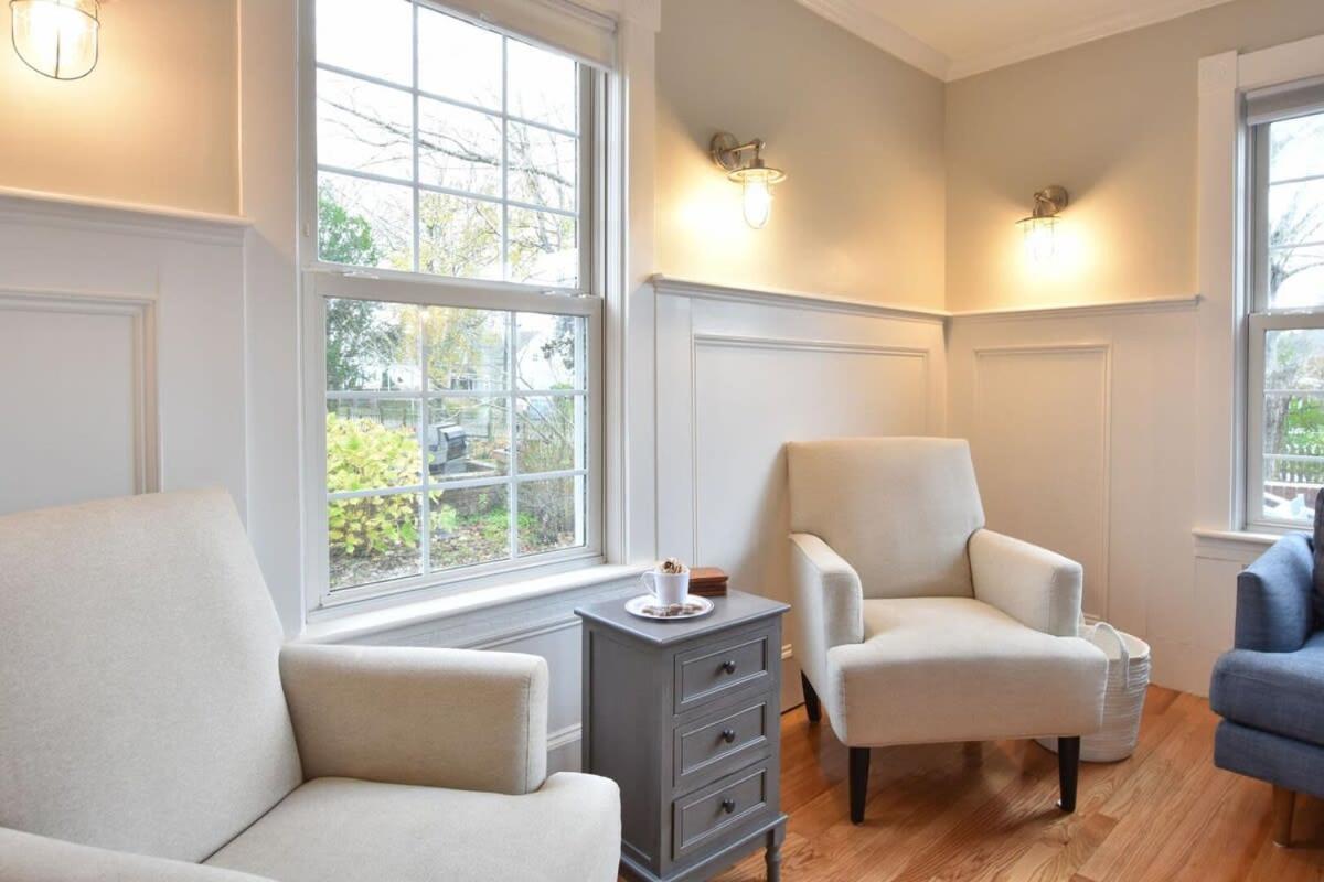 Centrally Located W Patio Fire Pit *