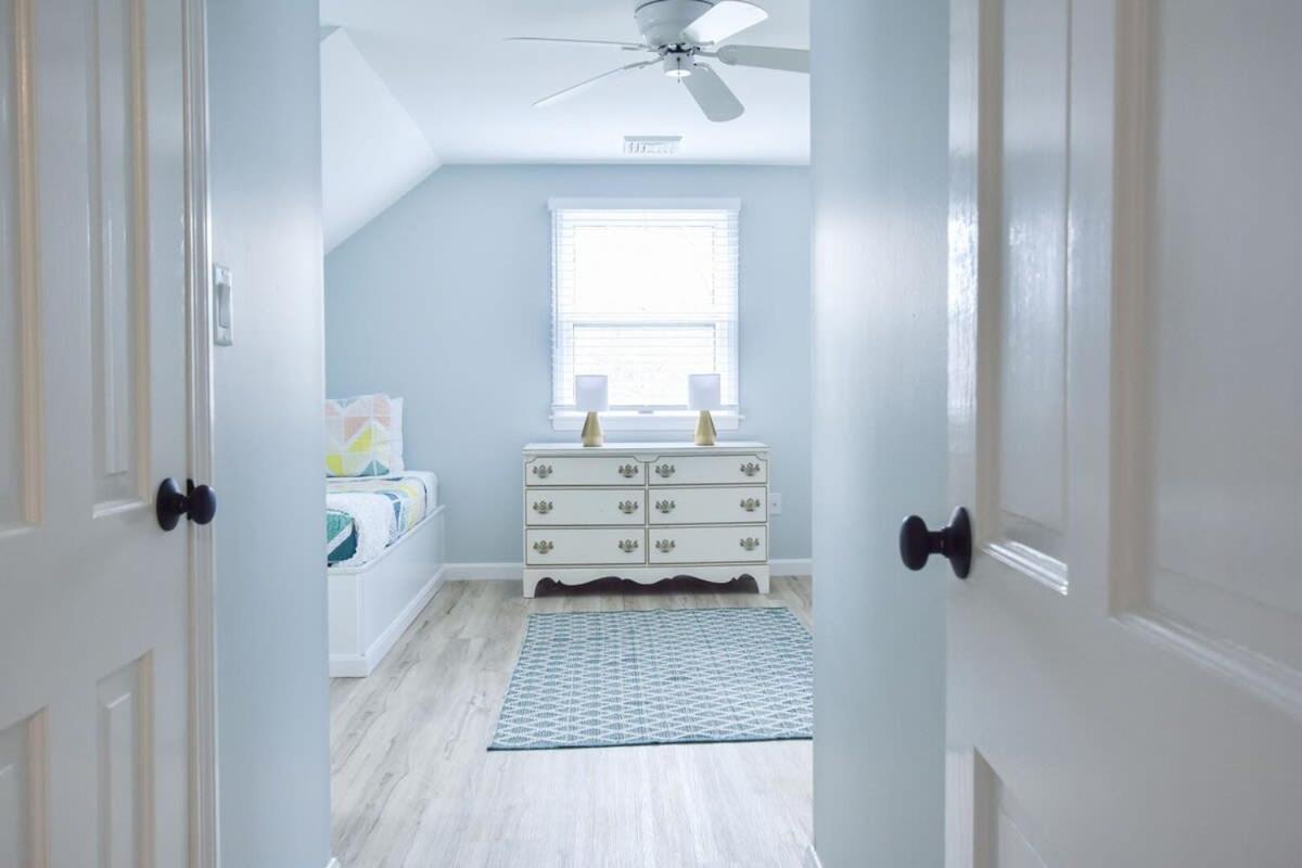 Perfect For Group W Kids & Dogs W Hot Tub