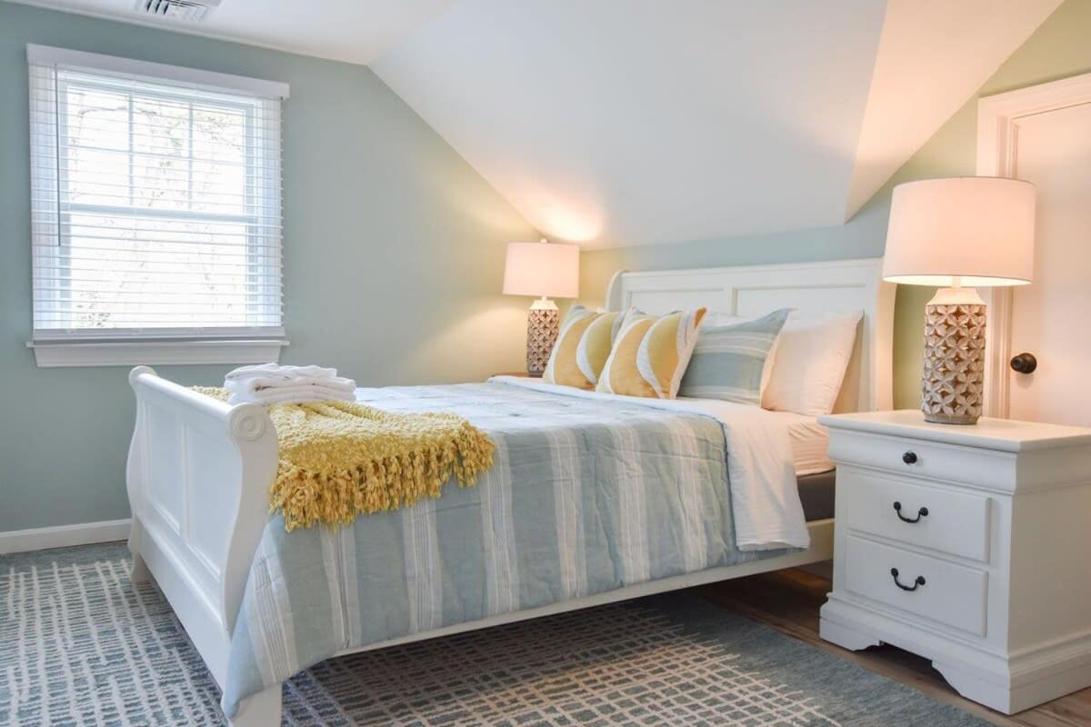 Perfect For Group W Kids & Dogs W Hot Tub Holiday home Chatham